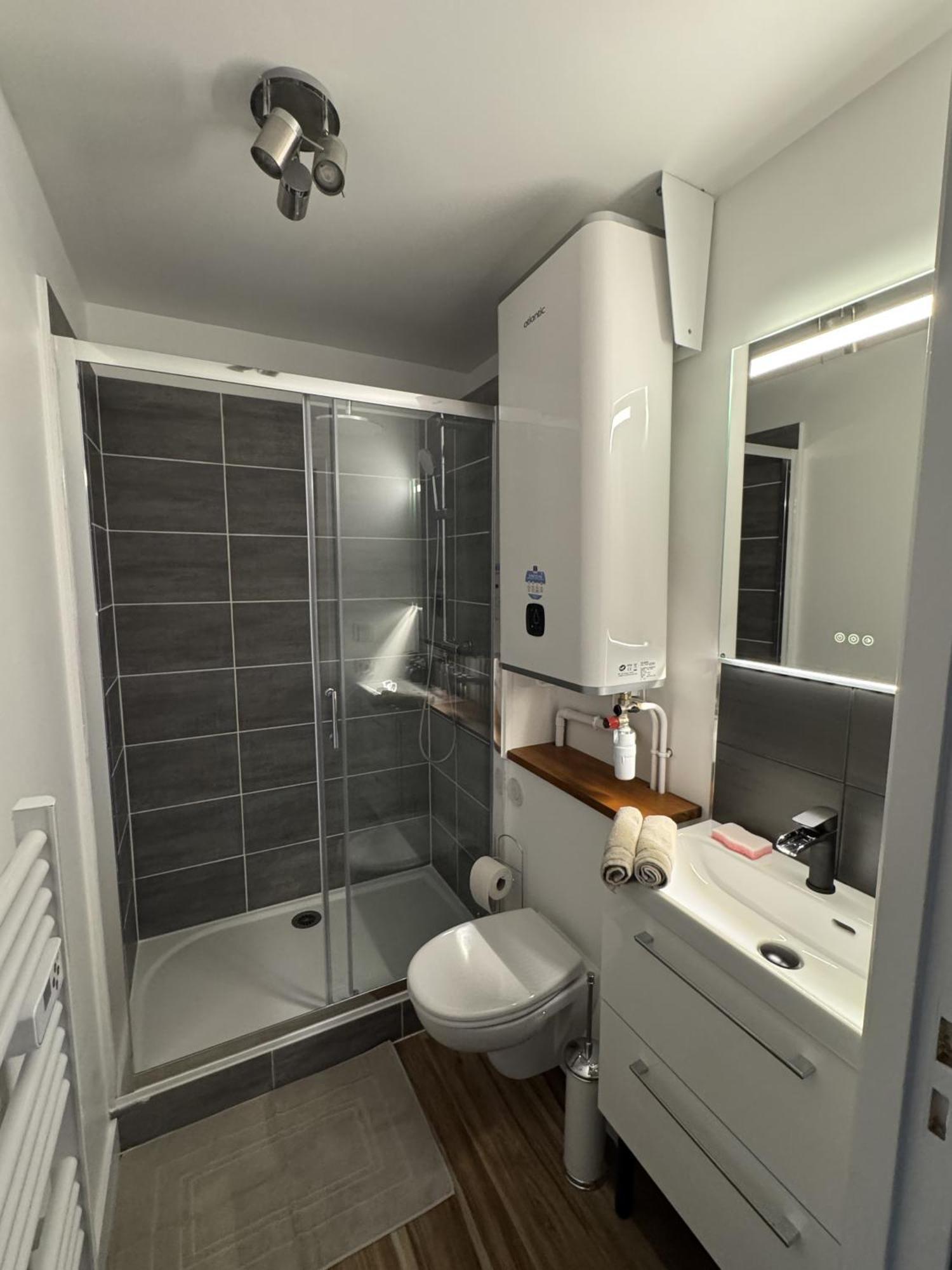 Apartament L'Escale - 300 M Ocean - Hyper Centre - Lumineux - Garage Privatif Saint-Nazaire  Zewnętrze zdjęcie